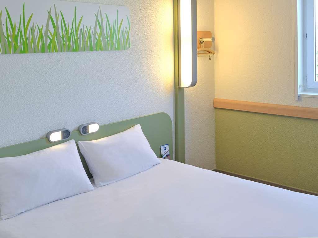 לה פונטה Ibis Budget Avignon Nord חדר תמונה